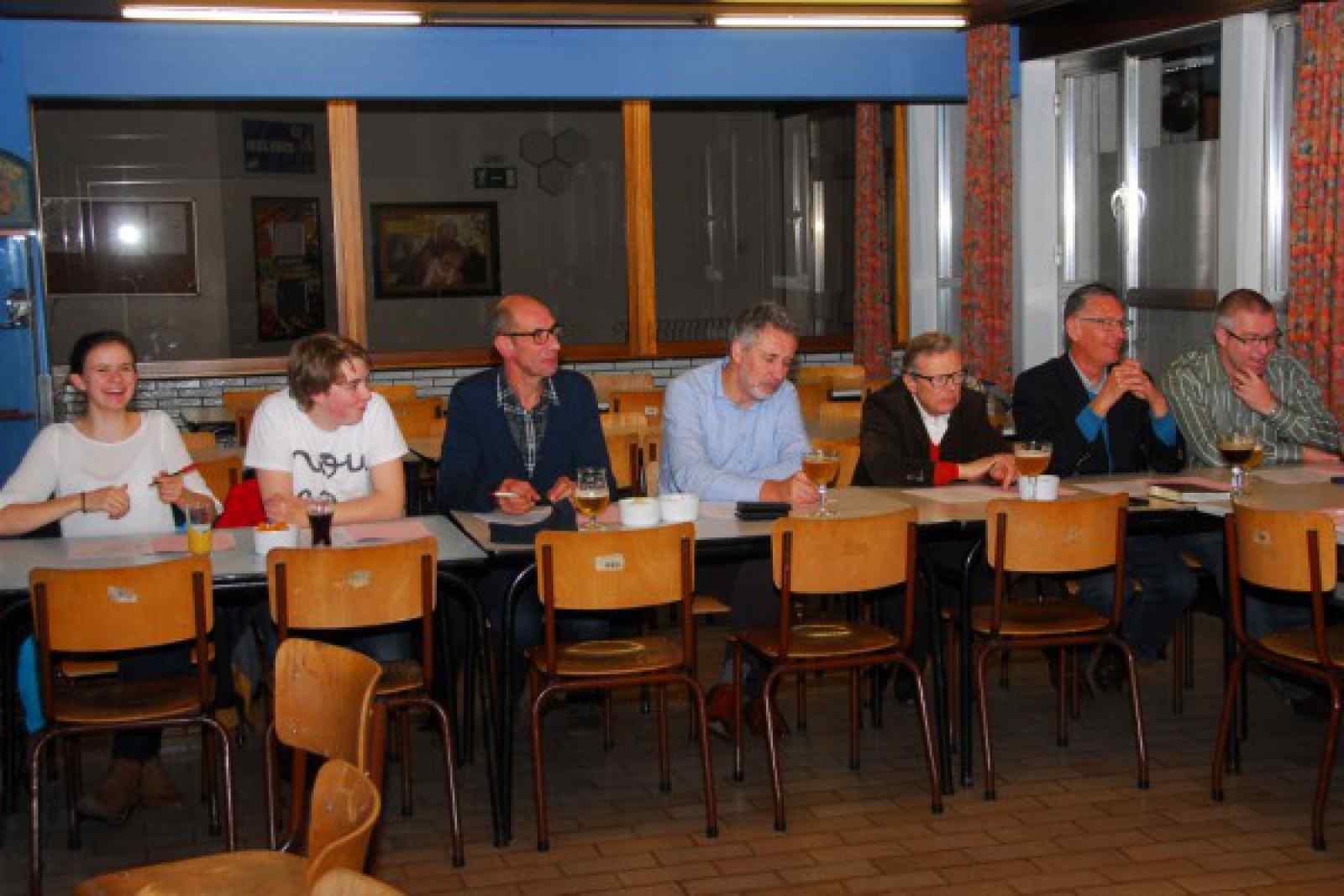 'Contacturi' te salutant, zij die u gaan contacteren, groeten u | Suinarda